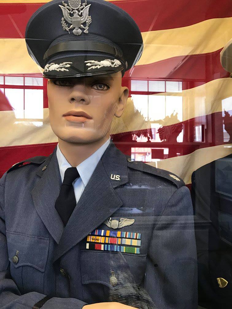 US Air Force uniform displayed on a mannequin